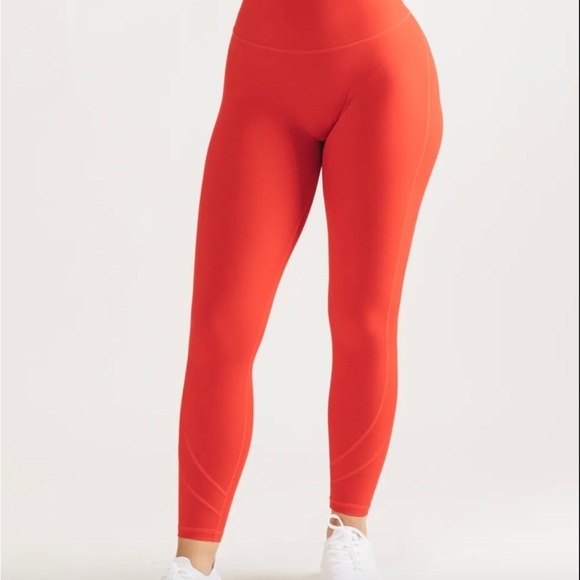 Alphalete Pulse Surge leggings - Picture 4 of 6